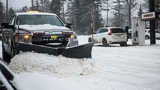 ON SALE New SnowEx 7.5 MS RDV Model, V-plow Flare Top, Trip edge Steel V-Plow, Automatixx Attachment System